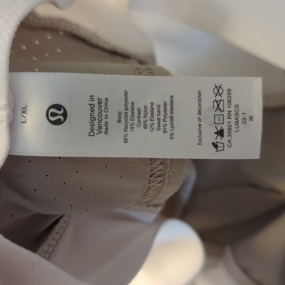 Lululemon Perforated Run and Train Hat L/XL White and Grey - Picture 8 of 9